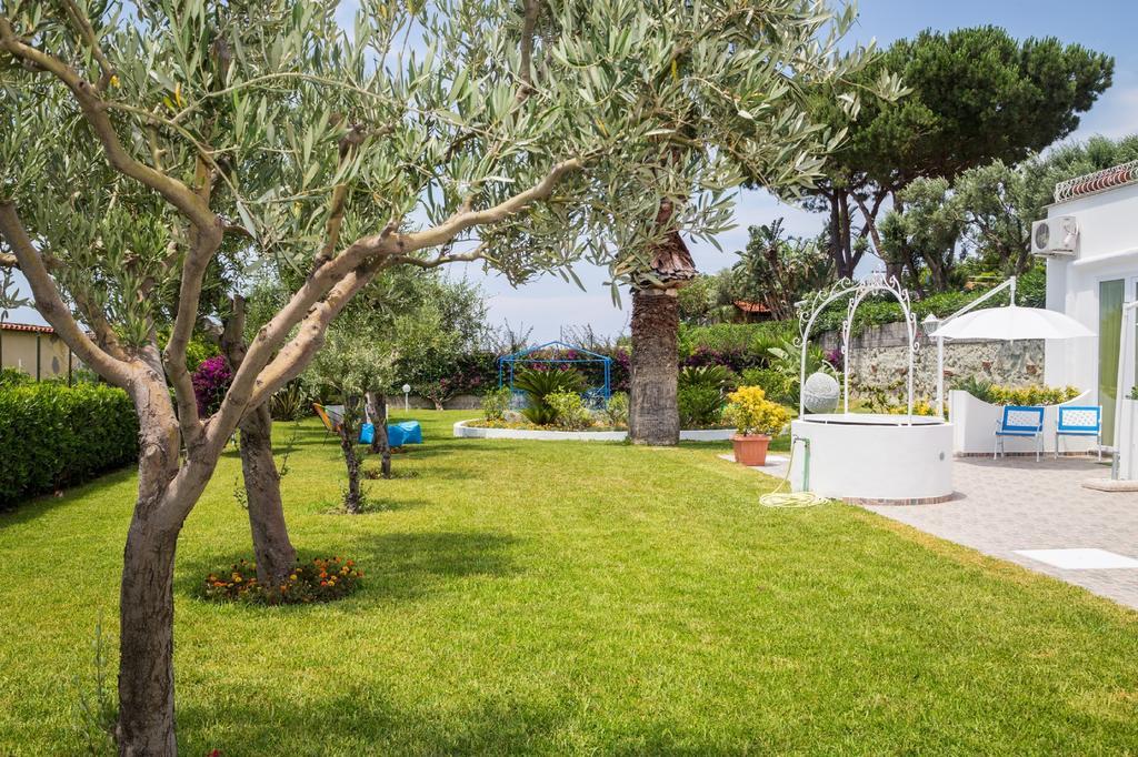 Bed and Breakfast Relais Romildanna Forio di Ischia Esterno foto